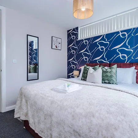 Townhouse 5Mins To City Centre And Etihad - Free Secure Parking Manchester Exterior photo