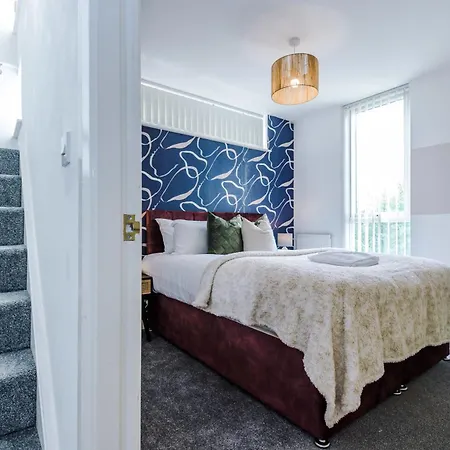 Townhouse 5Mins To City Centre And Etihad - Free Secure Parking Manchester Exterior photo