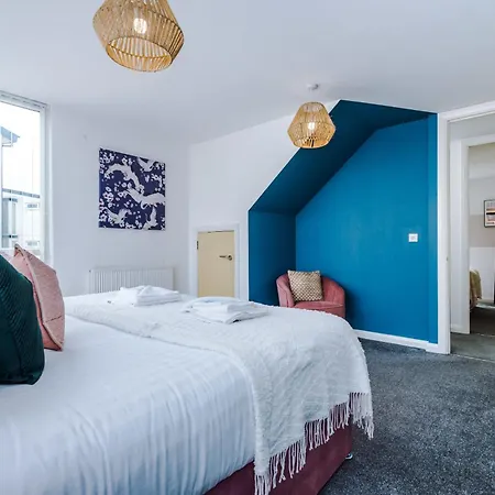 Townhouse 5Mins To City Centre And Etihad - Free Secure Parking Manchester Exterior photo