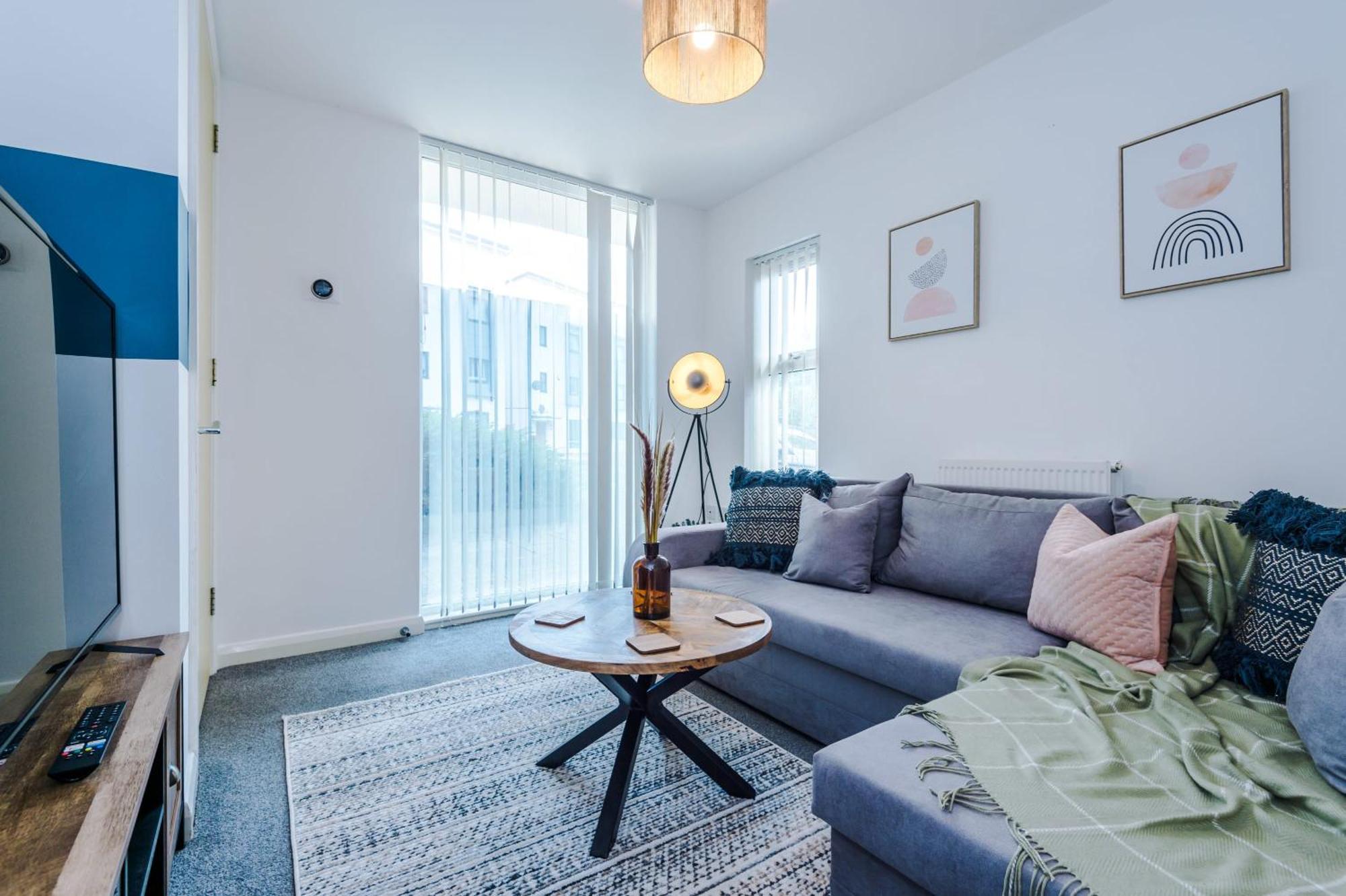 Holiday home Townhouse 5mins To Centre And Etihad - Free Secure Parking *